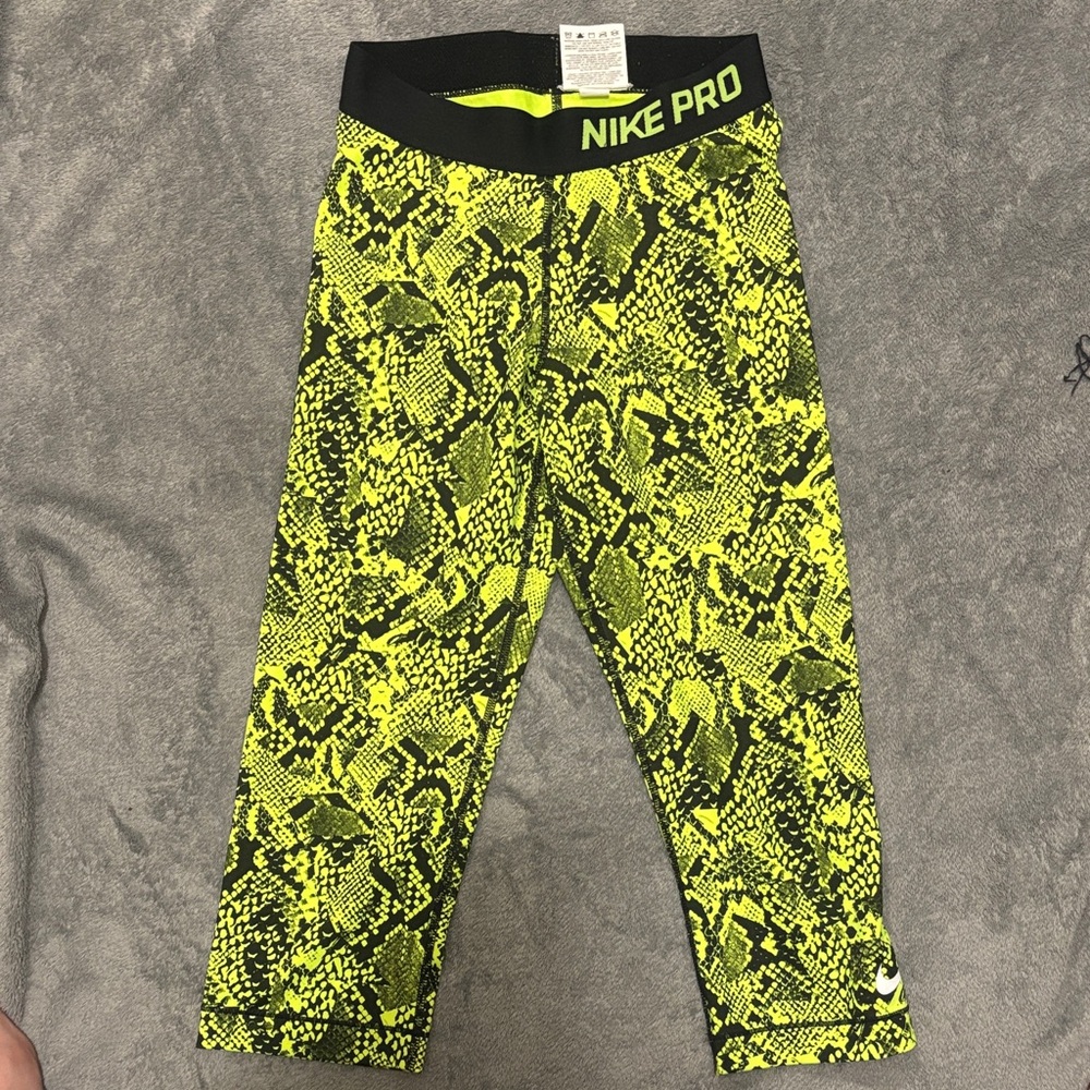 Nike Pro XS Snake Print Leggings - Neon and Black